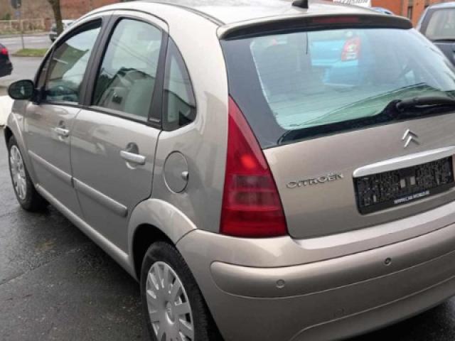 **Citroën C3 Berline 1400 cc Essence Exclusive** 